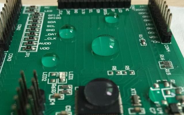 Nano waterproof coating is widely used in electronic products